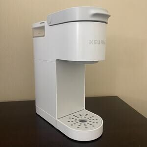 Keurig K-Mini Single Serve K-Cup Pod Coffee Maker White 6‎ to 12oz Brew
